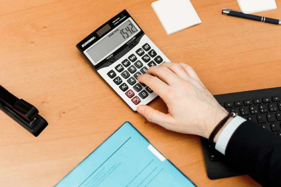 Fact Check: 12 Common Misconceptions About Stock Market - 如意-如意