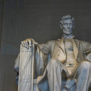 What Politics Says About Your Personal Style-如意