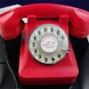 假如在月球上装一个灯泡，在地球上打开开关，灯泡多久才亮？-如意