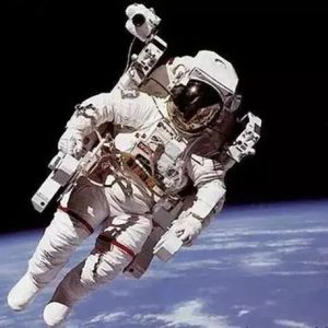 “最倒霉的宇航员”：被遗弃在太空近一年才获救，着陆后国家没了-如意