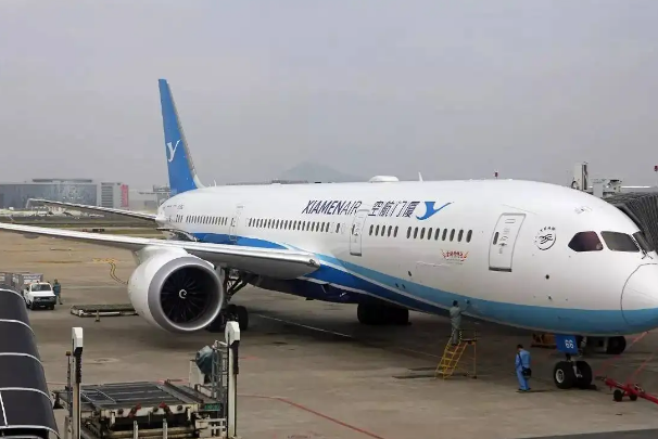 十大豪华私人飞机，第三是空中巨无霸，空中白宫排第五 - 如意-如意