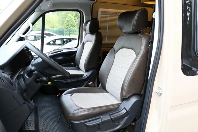 景宴栖599 B型房车，为国产房车证明