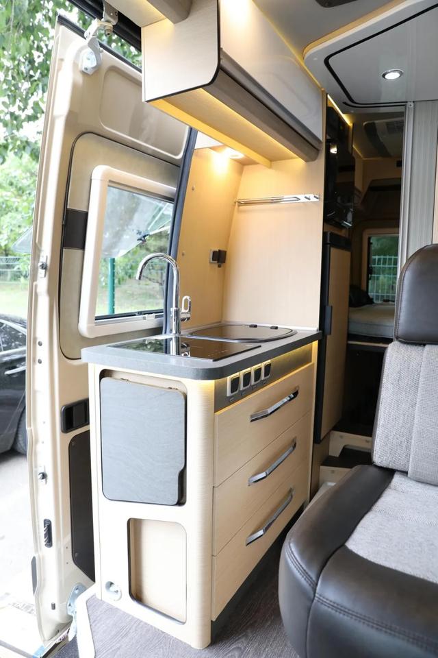 景宴栖599 B型房车，为国产房车证明