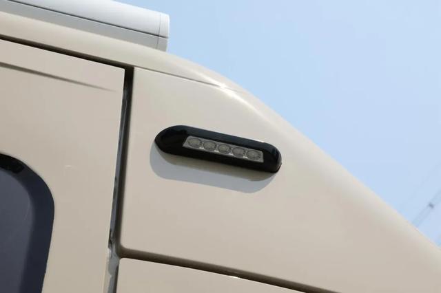 景宴栖599 B型房车，为国产房车证明