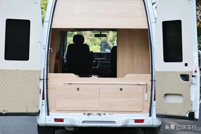 亲民房车b型房车(10W级车型盘点宝别再说房车贵了)(81)