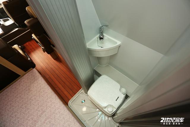 图片[26]-B型房车将空间发挥到极致？那就看这台超高性价比的入门级房车！ - 如意-如意