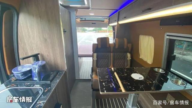 图片[12]-三款20万元以下的B型房车，能洗澡做饭睡觉，退休老两口的好选择 - 如意-如意