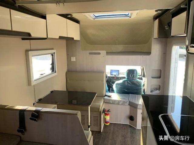 亲民房车b型房车(10W级车型盘点宝别再说房车贵了)(66)