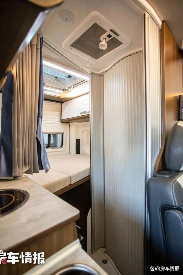 图片[8]-年轻人喜欢的三款B型房车，全都是主流底盘，看看哪款更适合你 - 如意-如意