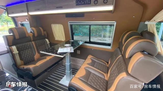 图片[13]-三款20万元以下的B型房车，能洗澡做饭睡觉，退休老两口的好选择 - 如意-如意