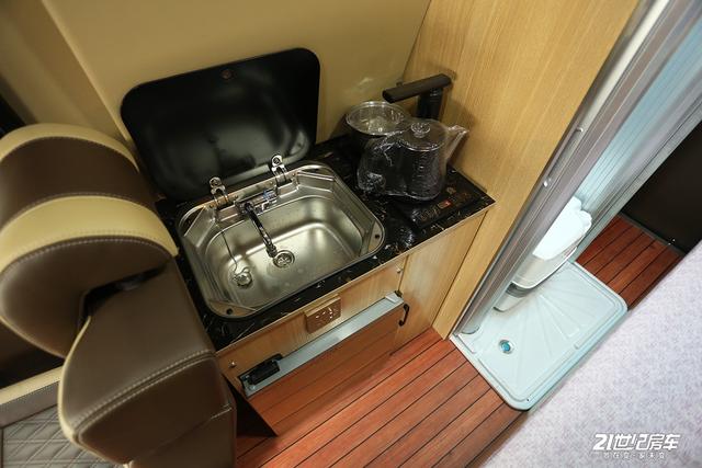 图片[22]-B型房车将空间发挥到极致？那就看这台超高性价比的入门级房车！ - 如意-如意