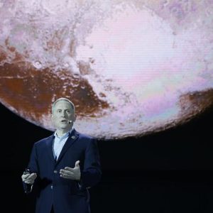 冥王星有多可怕?太阳系中的另类天体,人类现在无法征服它-如意