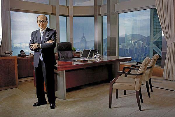 李嘉诚办公室有多大？才20平，巴菲特的更小，而且已经租了快60年 - 如意-如意