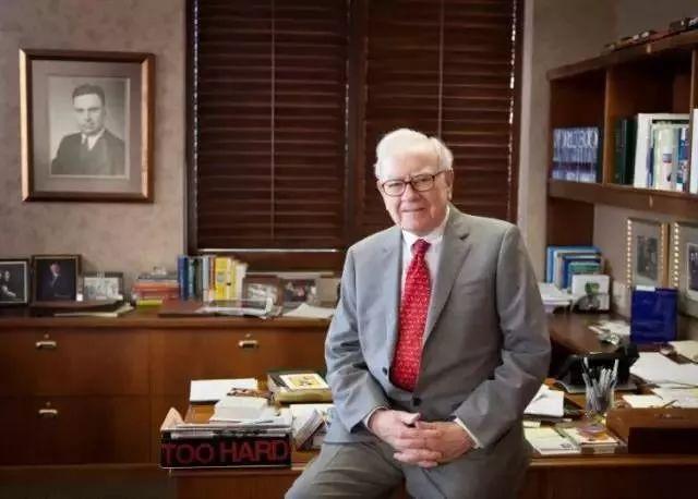 没电脑，没智能机，公司总部仅25人，老板身家却高达825亿美元 - 如意-如意