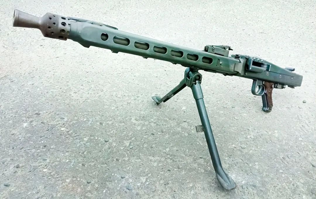 MG-42机枪“德军的链锯”在现代战争中的应用 - 如熠起源网-如熠起源网